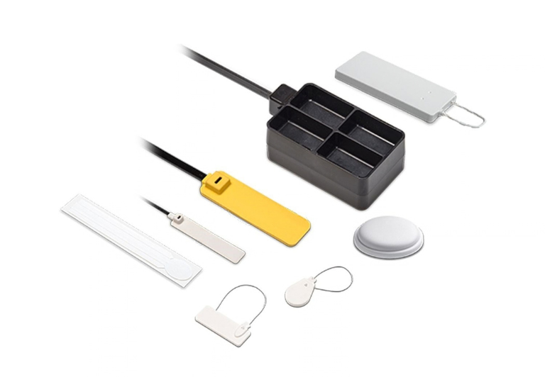 What are passive RFID tags